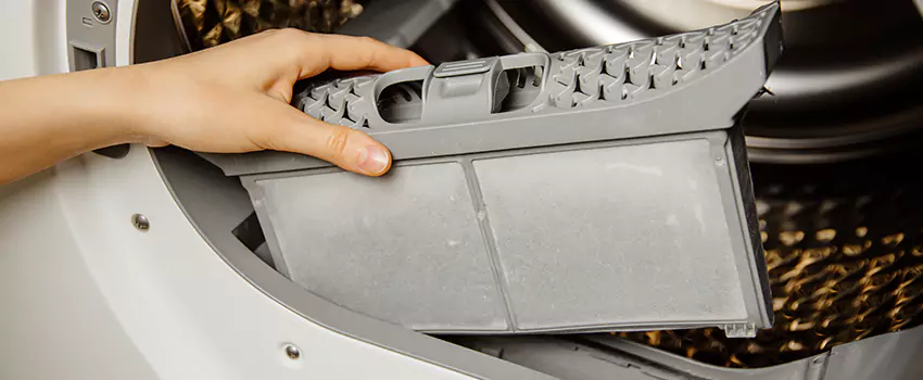 Signs Of A Clogged Dryer Lint Trap in Reisterstown, Maryland